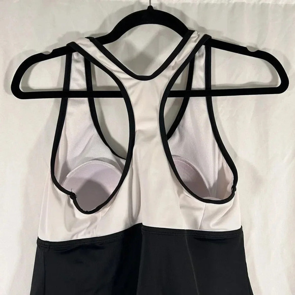 Jag Active Swim Top Women's Medium White Purple Padded Sleeveless Pullover - Picture 6 of 8